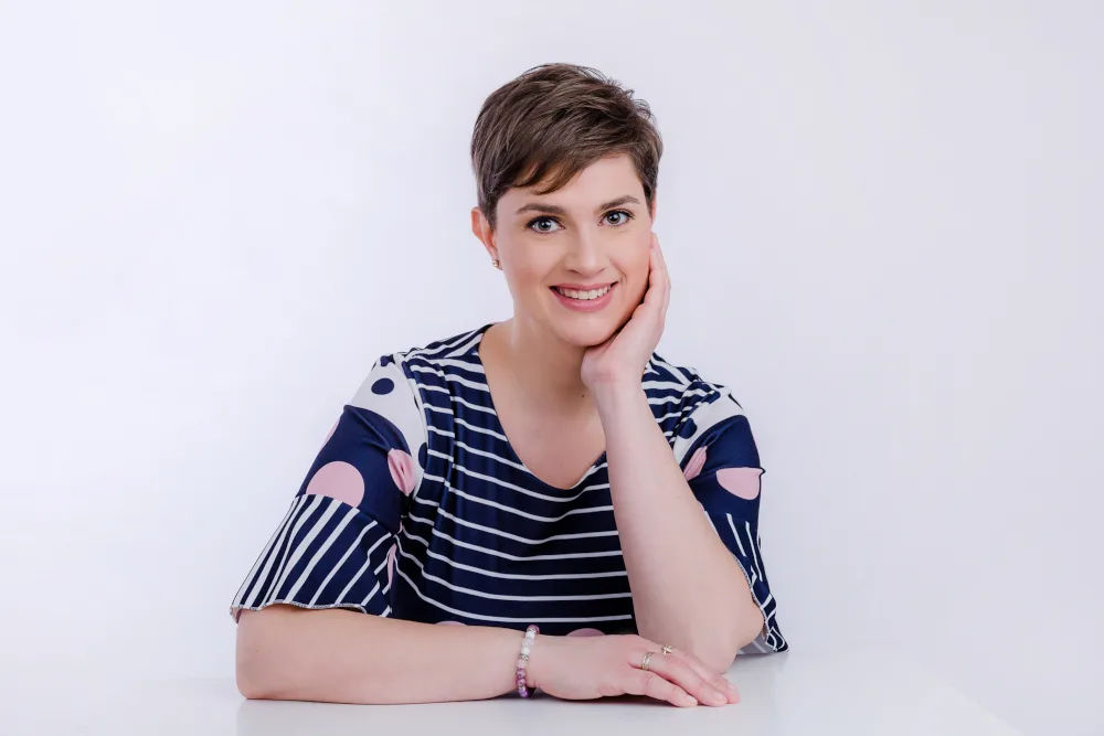 Dr. Illés Nóra - Nők a Neten